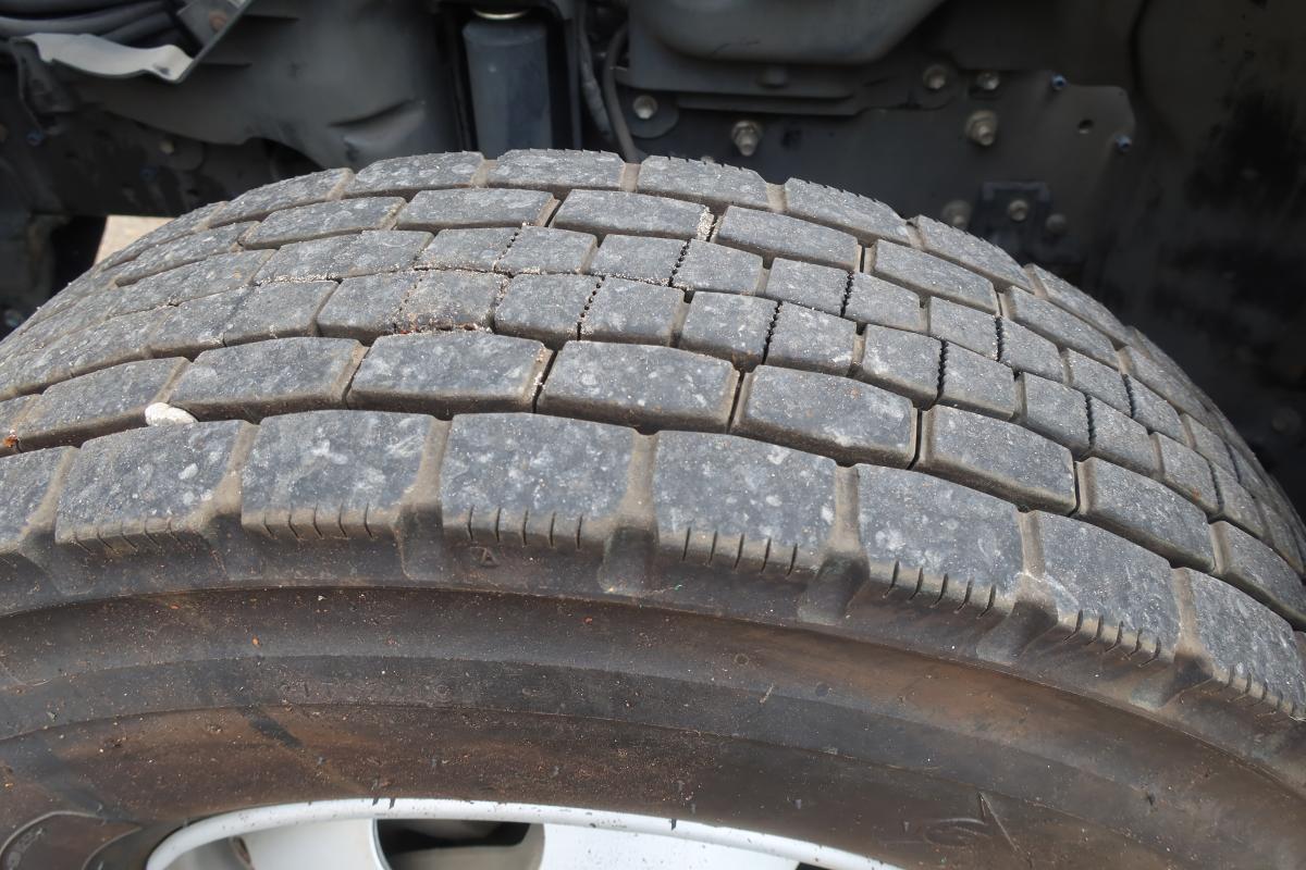 ワイド幅 巻き込みパッカー車 新明和製7.3立米 積載2550kg|中古トラックの販売・買取・査定のアイナビ