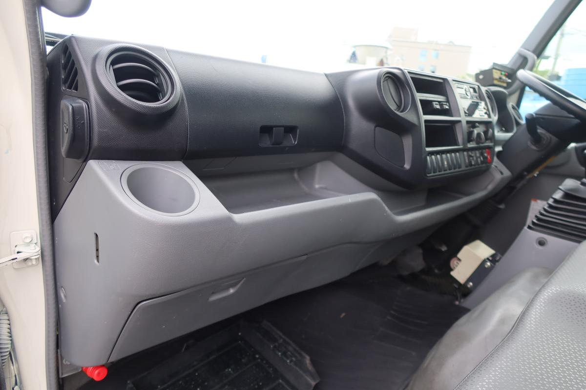 ワイド幅 巻き込みパッカー車 新明和製7.3立米 積載2550kg|中古トラックの販売・買取・査定のアイナビ