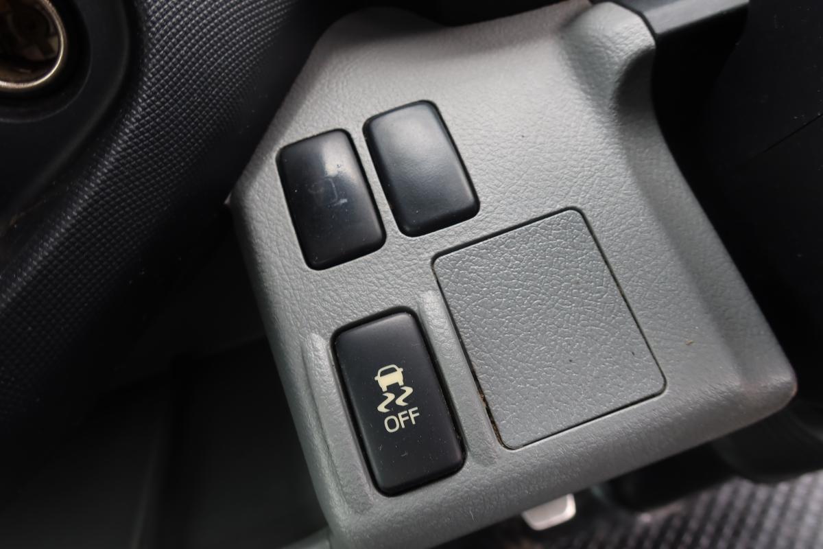 ワイド幅 巻き込みパッカー車 新明和製7.3立米 積載2550kg|中古トラックの販売・買取・査定のアイナビ