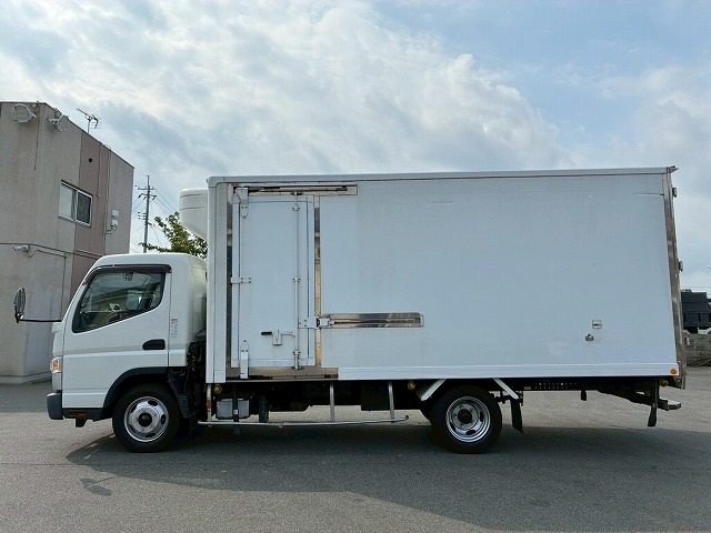 保証対象車両東プレR404AXV32L0C-P左サイド扉2t3t6.5t|中古トラックの販売・買取・査定のアイナビ