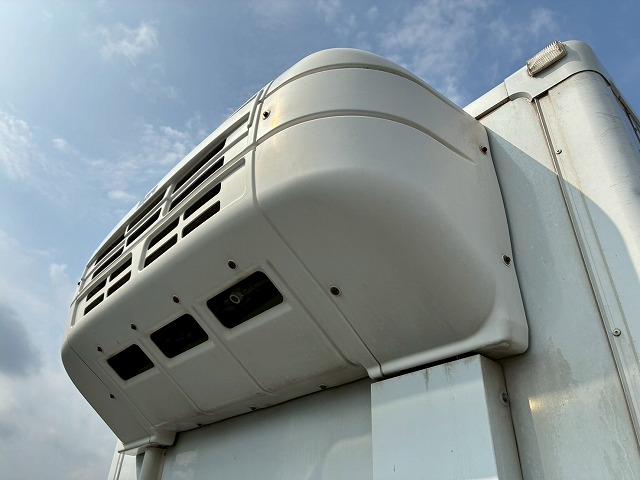 保証対象車両東プレR404AXV32L0C-P左サイド扉2t3t6.5t|中古トラックの販売・買取・査定のアイナビ