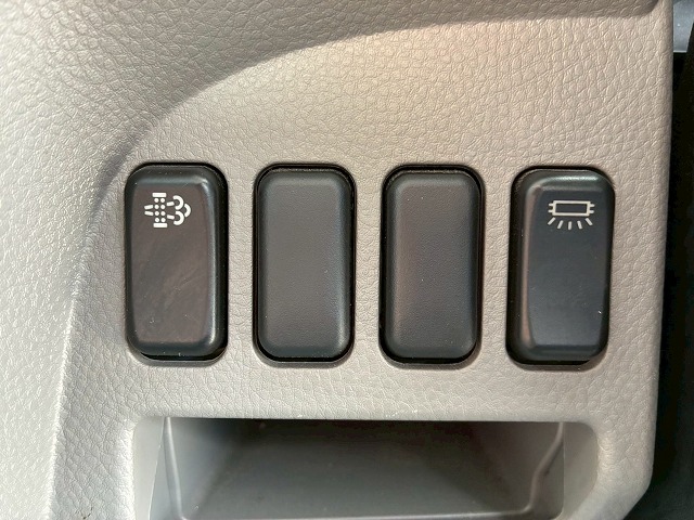 保証対象車両東プレR404AXV32L0C-P左サイド扉2t3t6.5t|中古トラックの販売・買取・査定のアイナビ