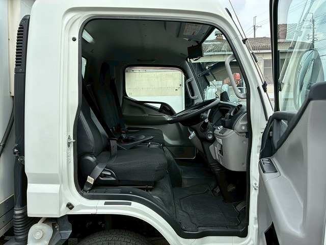 保証対象車両東プレR404AXV32L0C-P左サイド扉2t3t6.5t|中古トラックの販売・買取・査定のアイナビ