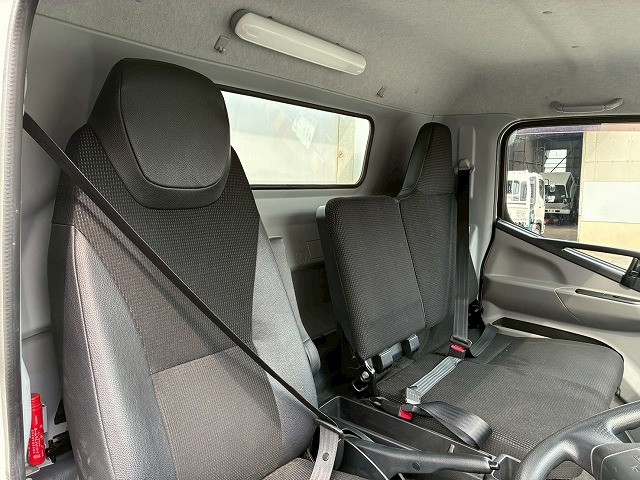 保証対象車両東プレR404AXV32L0C-P左サイド扉2t3t6.5t|中古トラックの販売・買取・査定のアイナビ