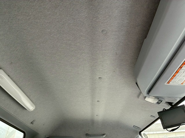 保証対象車両東プレR404AXV32L0C-P左サイド扉2t3t6.5t|中古トラックの販売・買取・査定のアイナビ