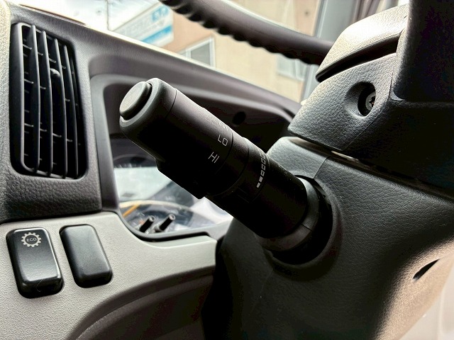 保証対象車両東プレR404AXV32L0C-P左サイド扉2t3t6.5t|中古トラックの販売・買取・査定のアイナビ