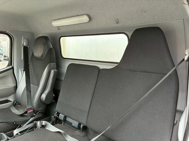 保証対象車両東プレR404AXV32L0C-P左サイド扉2t3t6.5t|中古トラックの販売・買取・査定のアイナビ