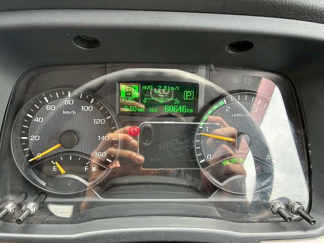 保証対象車両東プレR404AXV32L0C-P左サイド扉2t3t6.5t|中古トラックの販売・買取・査定のアイナビ