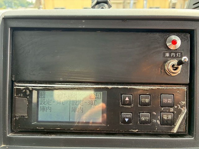 保証対象車両東プレR404AXV32L0C-P左サイド扉2t3t6.5t|中古トラックの販売・買取・査定のアイナビ