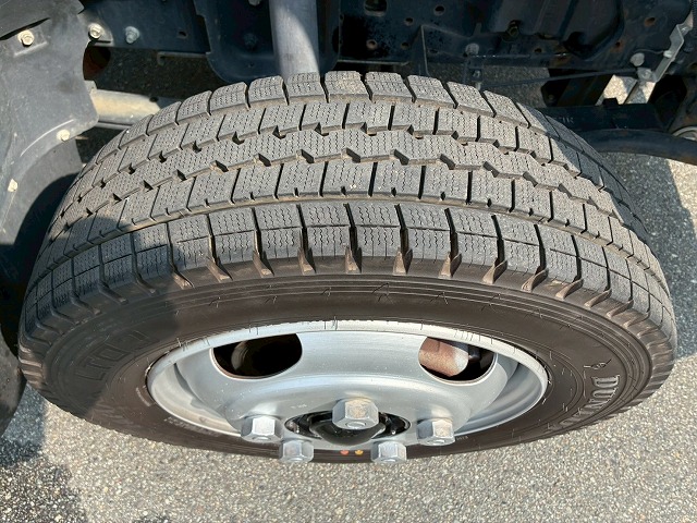 保証対象車両東プレR404AXV32L0C-P左サイド扉2t3t6.5t|中古トラックの販売・買取・査定のアイナビ