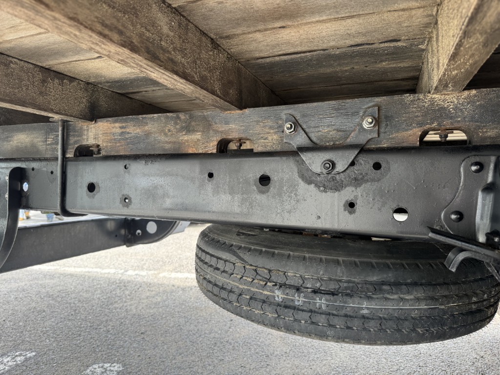 吊t数2.9t吊4段ブーム古河ユニックラジコンAT|中古トラックの販売・買取・査定のアイナビ