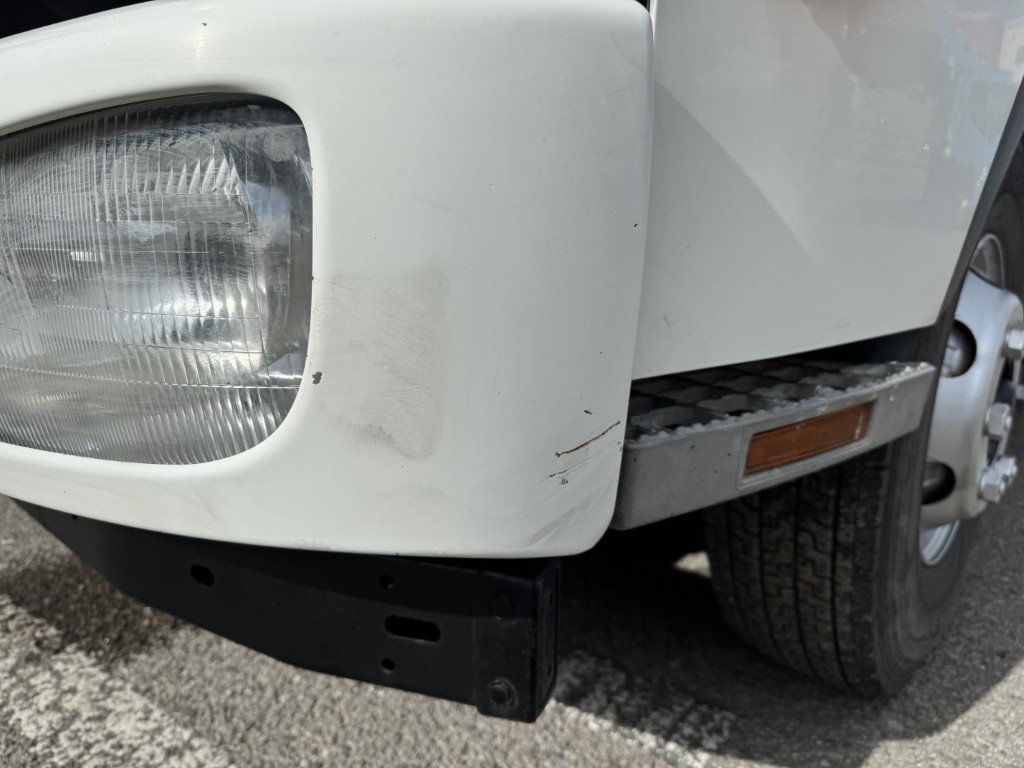 吊t数2.9t吊4段ブーム古河ユニックラジコンAT|中古トラックの販売・買取・査定のアイナビ