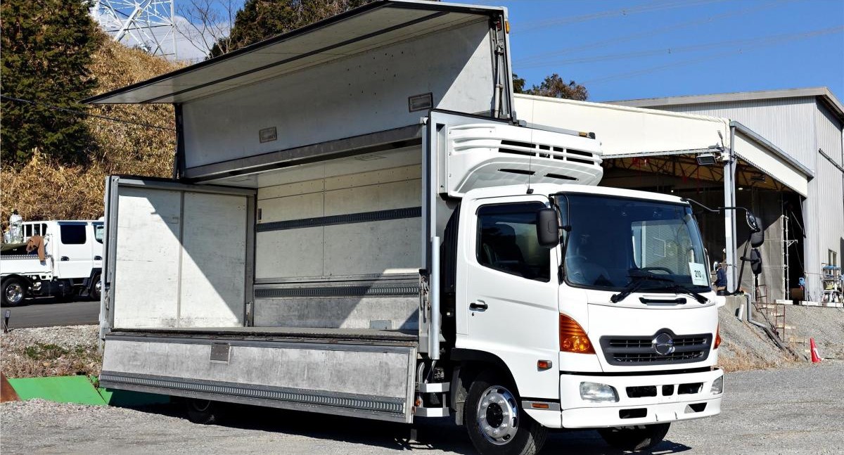 レンジャー 増トン積載6.8t冷蔵冷凍ワイドアルミウイングアルミウィング|中古トラックの販売・買取・査定のアイナビ