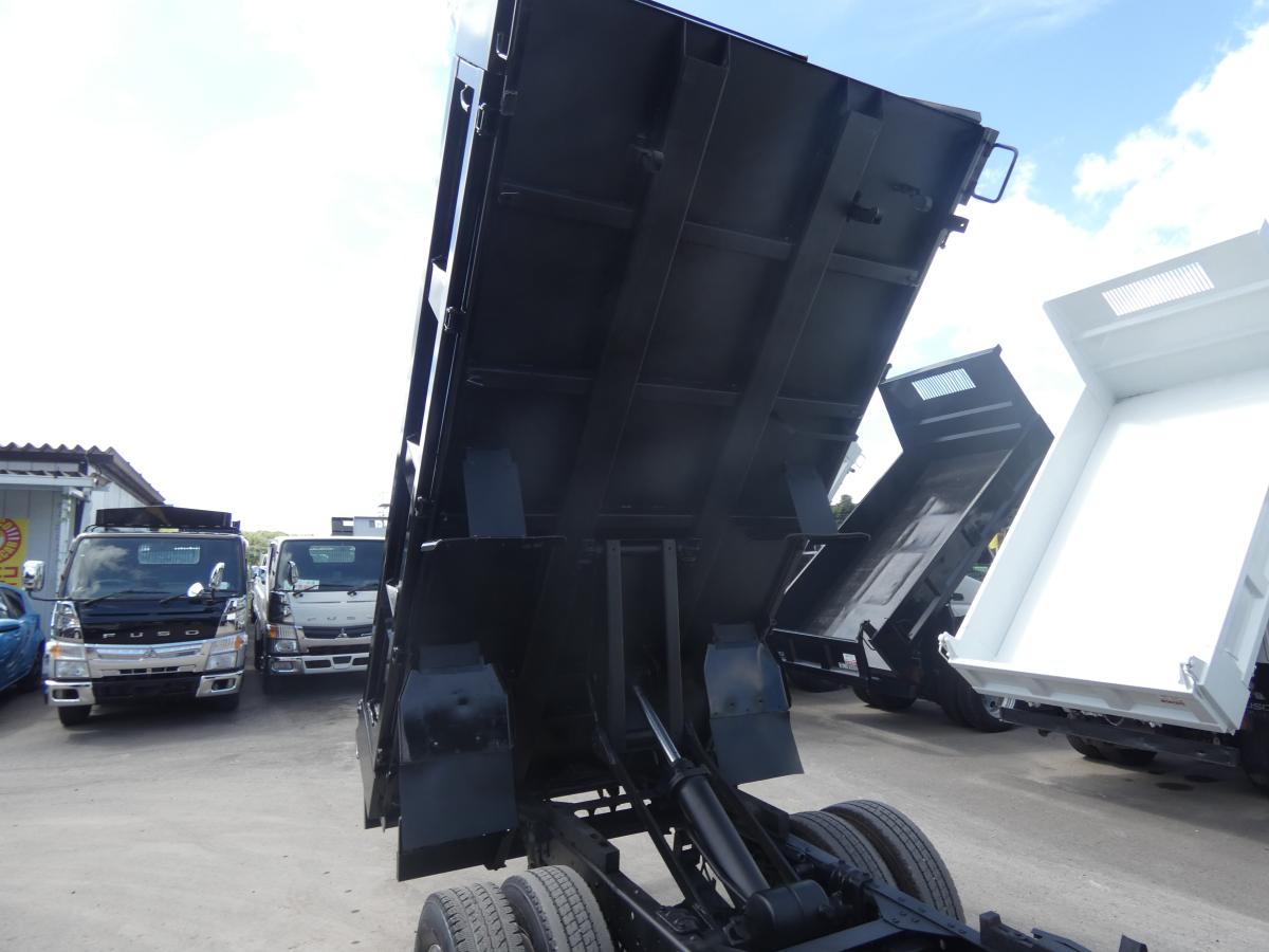 H22　3トン オートマ ダンプ　250926|中古トラックの販売・買取・査定のアイナビ