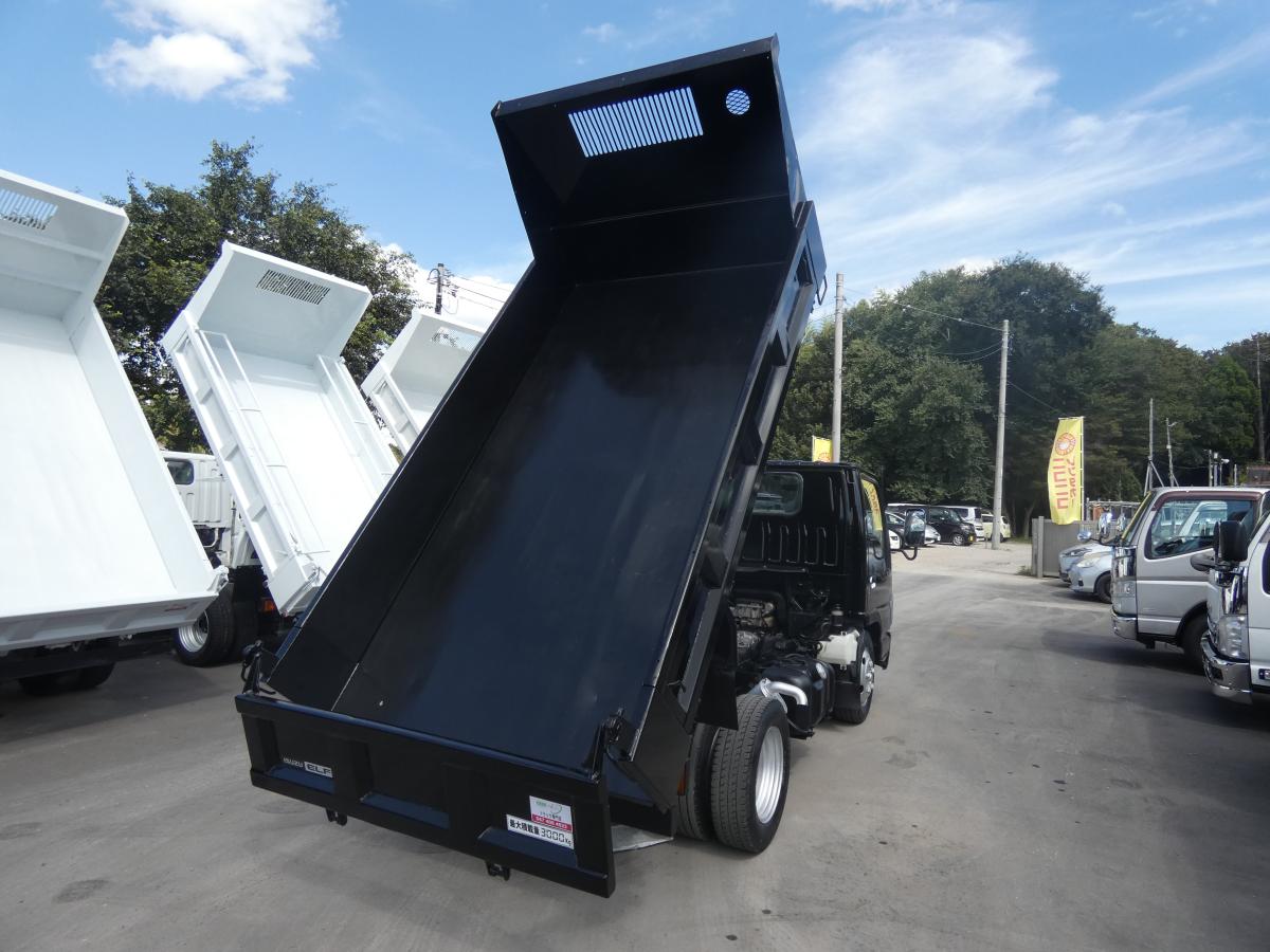 H22　3トン オートマ ダンプ　250926|中古トラックの販売・買取・査定のアイナビ