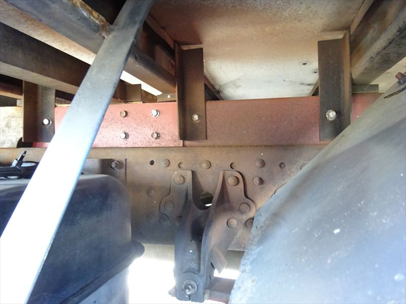 家畜運搬車豚仕様6.2m|中古トラックの販売・買取・査定のアイナビ