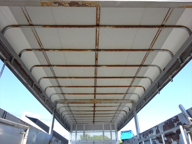 家畜運搬車豚仕様6.2m|中古トラックの販売・買取・査定のアイナビ