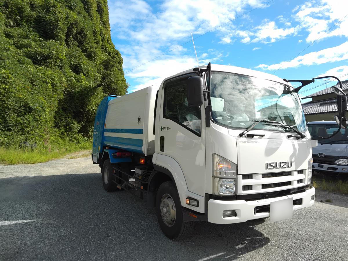 平成22年式 いすゞ フォワード 8m3 回転式塵芥車|中古トラックの販売・買取・査定のアイナビ