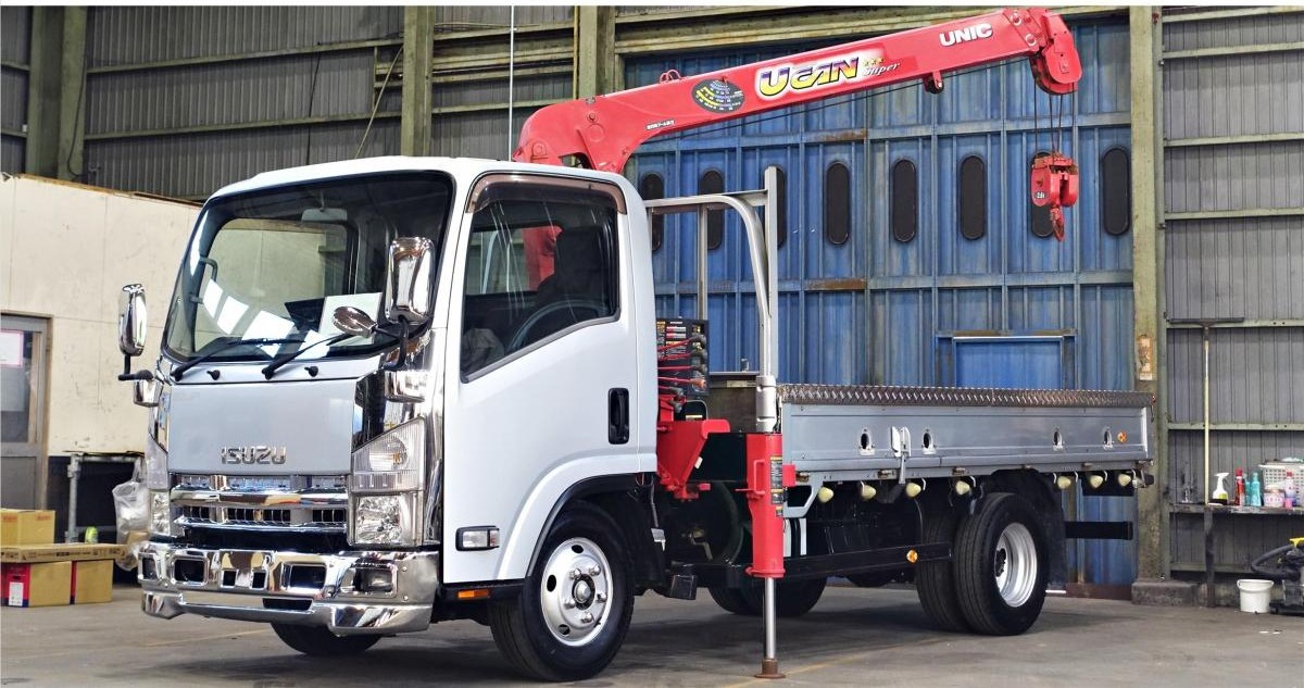 エルフ ラジコン3段クレーン2.63t吊りハイキャブロング|中古トラックの販売・買取・査定のアイナビ