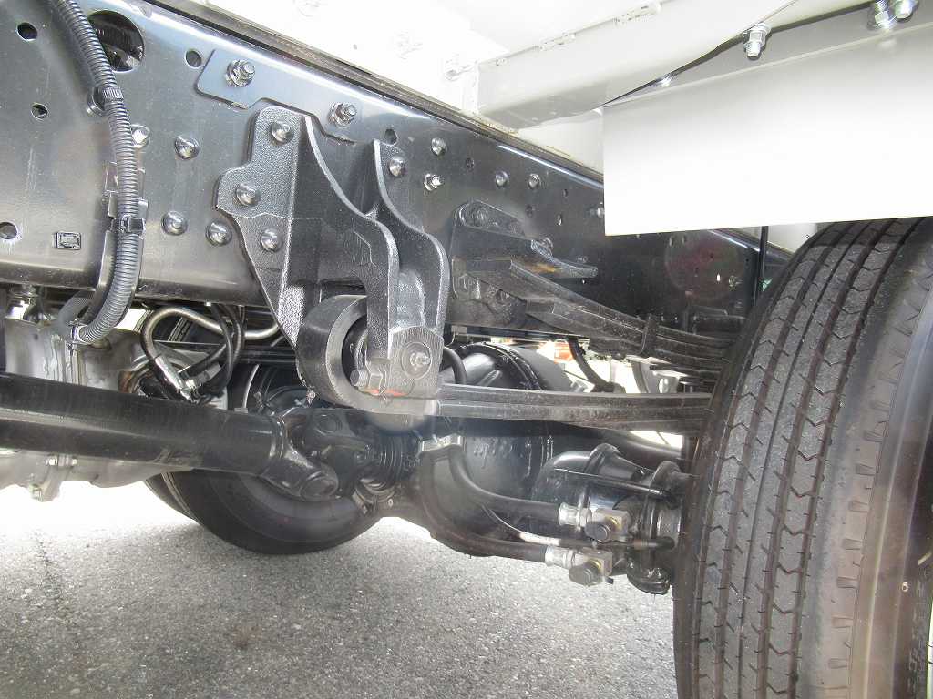 カヤバ ドラム容量3.0立米 最大混合容量1.5立米 MR1520|中古トラックの販売・買取・査定のアイナビ