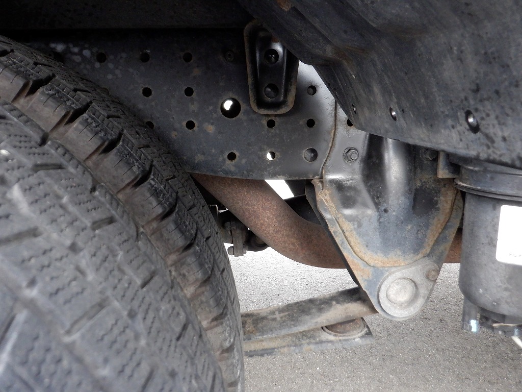 2t Wキャブ 全低床 デュオニックAT 車両総重量5t以下|中古トラックの販売・買取・査定のアイナビ