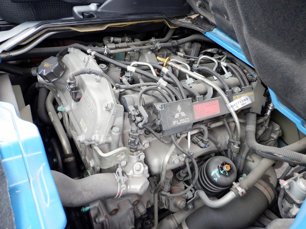 2t Wキャブ 全低床 デュオニックAT 車両総重量5t以下|中古トラックの販売・買取・査定のアイナビ