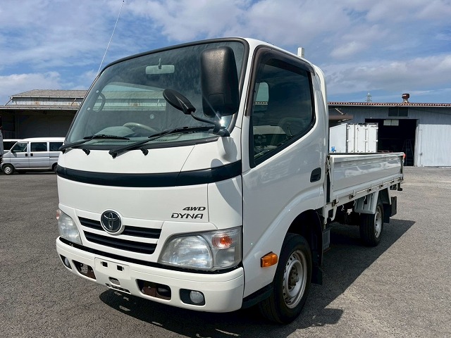 フルタイム4WD★シングルタイヤ★4ナンバー★新型普通免許★MT|中古トラックの販売・買取・査定のアイナビ