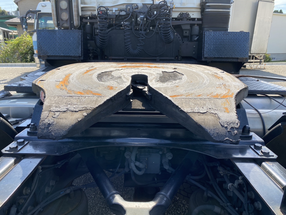 H28年式スーパーグレート7速MTハイルーフトラクタ、車検付|中古トラックの販売・買取・査定のアイナビ