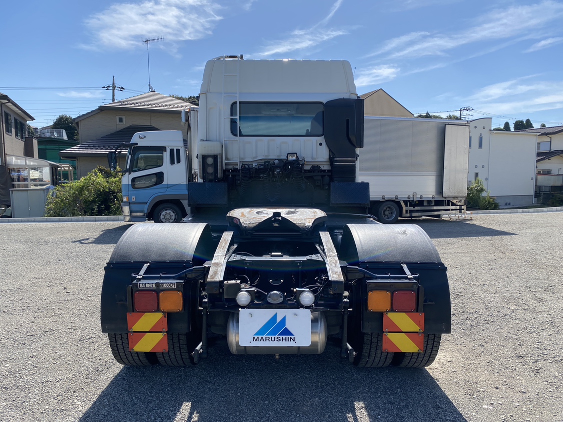 H28年式スーパーグレート7速MTハイルーフトラクタ、車検付|中古トラックの販売・買取・査定のアイナビ