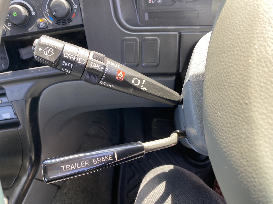 H28年式スーパーグレート7速MTハイルーフトラクタ、車検付|中古トラックの販売・買取・査定のアイナビ