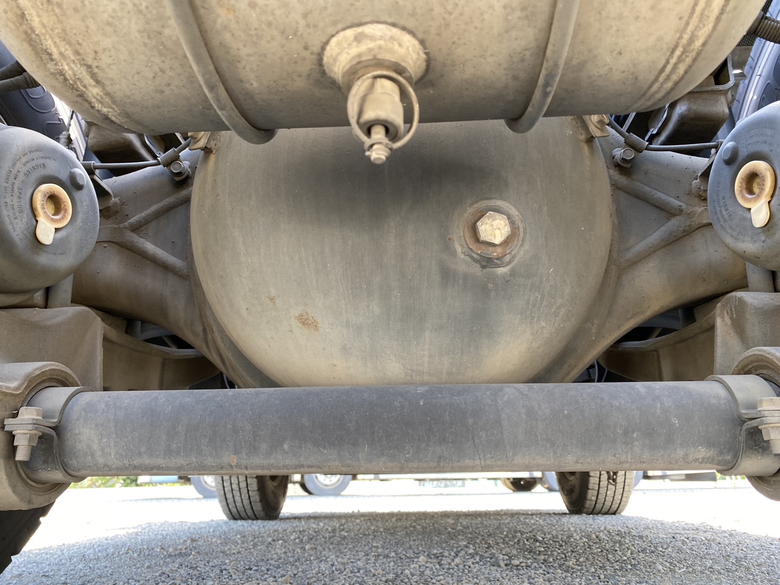 H28年式スーパーグレート7速MTハイルーフトラクタ、車検付|中古トラックの販売・買取・査定のアイナビ