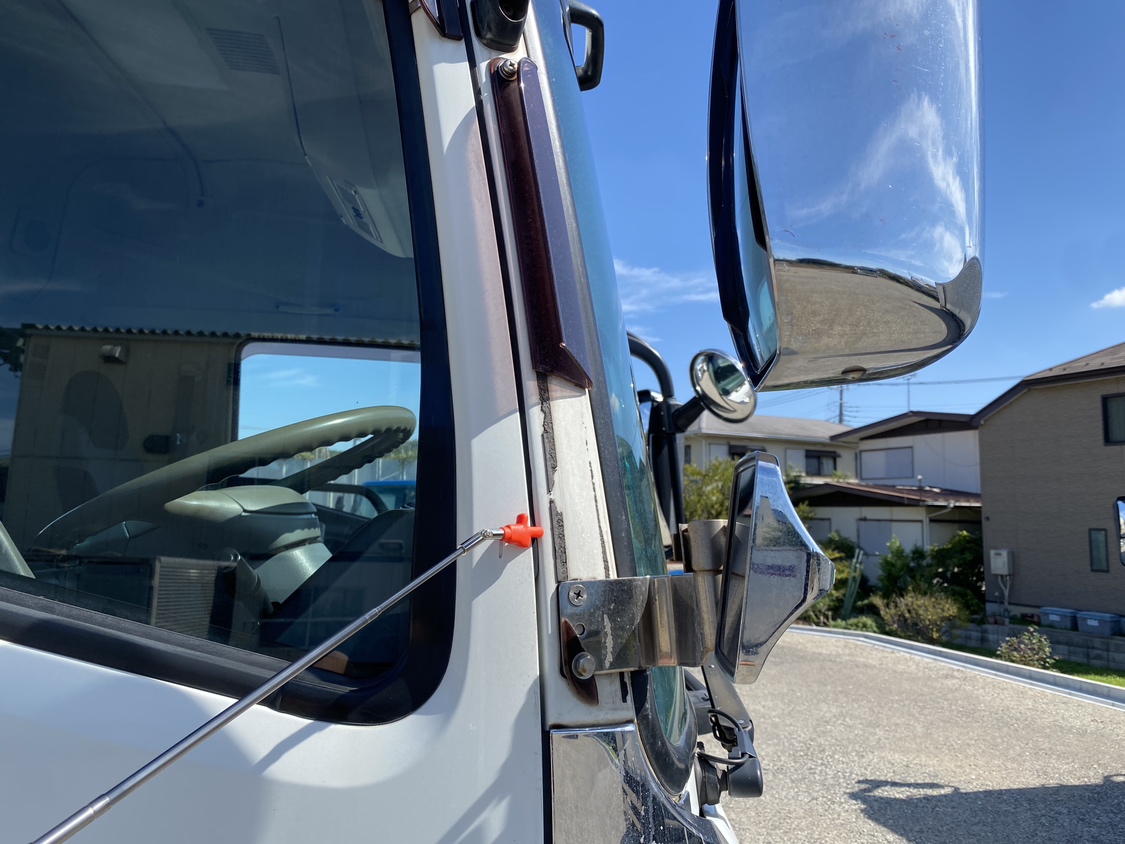 H28年式スーパーグレート7速MTハイルーフトラクタ、車検付|中古トラックの販売・買取・査定のアイナビ