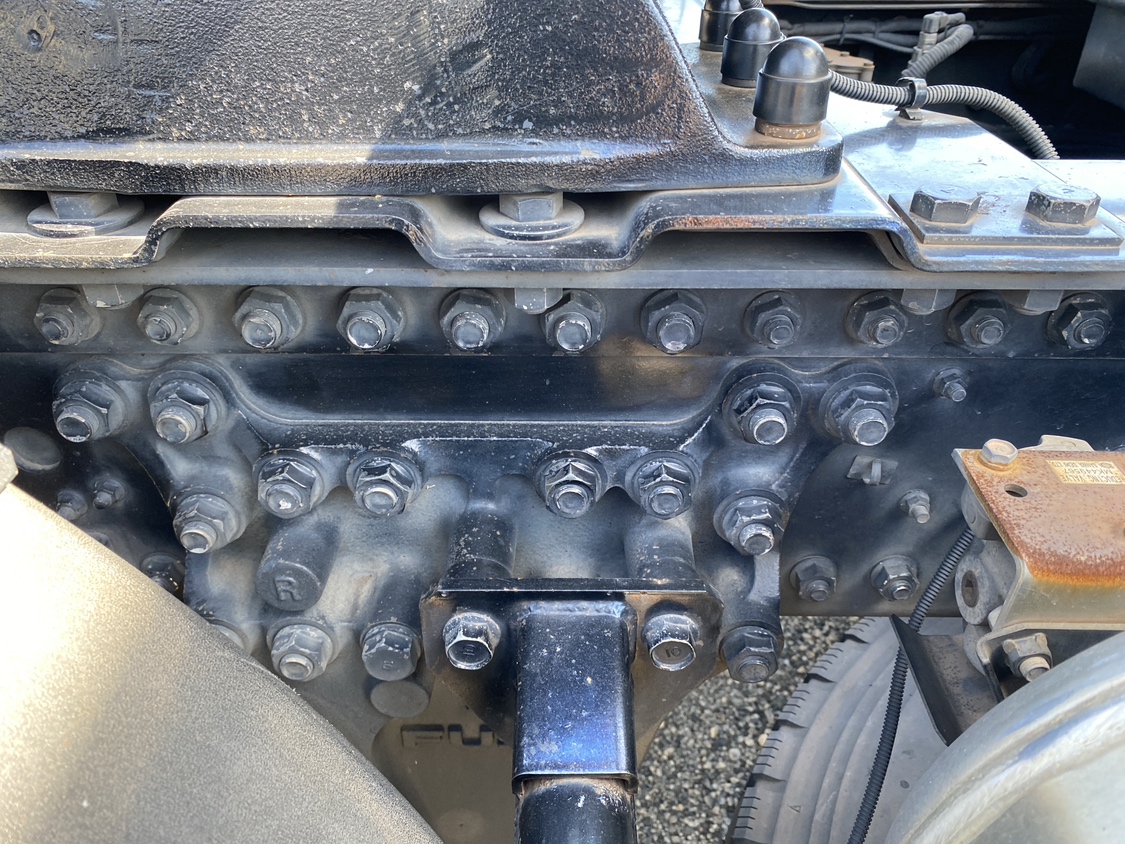 H28年式スーパーグレート7速MTハイルーフトラクタ、車検付|中古トラックの販売・買取・査定のアイナビ