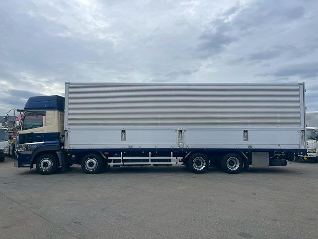 ハイルーフ8×4後輪エアサス日本トレクス390馬力|中古トラックの販売・買取・査定のアイナビ