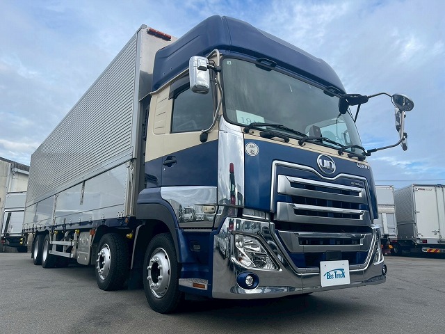 ハイルーフ8×4後輪エアサス日本トレクス390馬力|中古トラックの販売・買取・査定のアイナビ