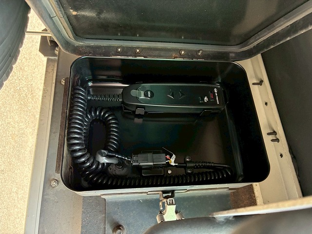 ハイルーフ8×4後輪エアサス日本トレクス390馬力|中古トラックの販売・買取・査定のアイナビ