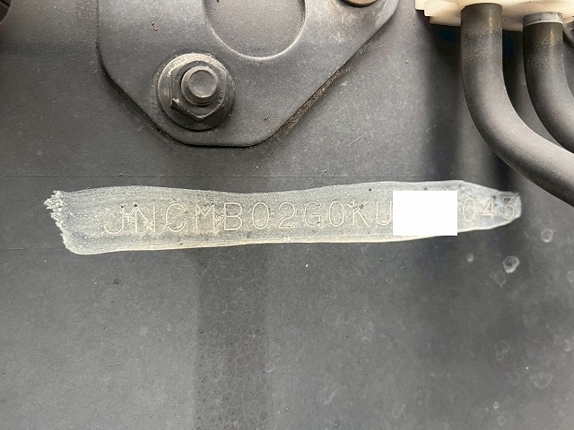 ハイルーフ8×4後輪エアサス日本トレクス390馬力|中古トラックの販売・買取・査定のアイナビ