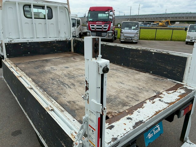 ワンオーナー10尺ボディ新明和工業AT5トン限定・準中型免許|中古トラックの販売・買取・査定のアイナビ