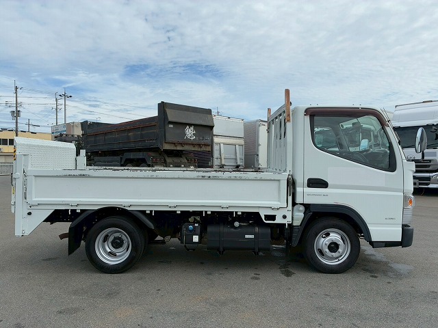 ワンオーナー10尺ボディ新明和工業AT5トン限定・準中型免許|中古トラックの販売・買取・査定のアイナビ
