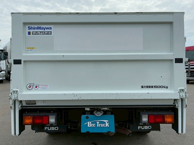 ワンオーナー10尺ボディ新明和工業AT5トン限定・準中型免許|中古トラックの販売・買取・査定のアイナビ