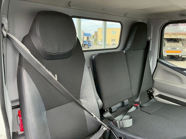 ワンオーナー10尺ボディ新明和工業AT5トン限定・準中型免許|中古トラックの販売・買取・査定のアイナビ