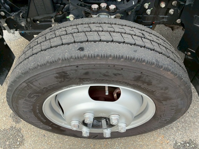 ワンオーナー10尺ボディ新明和工業AT5トン限定・準中型免許|中古トラックの販売・買取・査定のアイナビ