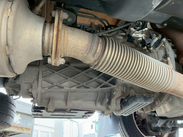 ワンオーナー10尺ボディ新明和工業AT5トン限定・準中型免許|中古トラックの販売・買取・査定のアイナビ