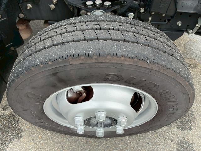 ワンオーナー10尺ボディ新明和工業AT5トン限定・準中型免許|中古トラックの販売・買取・査定のアイナビ