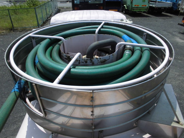 3700L バキュームカー 3.7T 糞尿車 モリタエコノス|中古トラックの販売・買取・査定のアイナビ