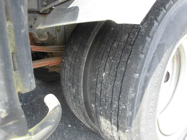 3700L バキュームカー 3.7T 糞尿車 モリタエコノス|中古トラックの販売・買取・査定のアイナビ