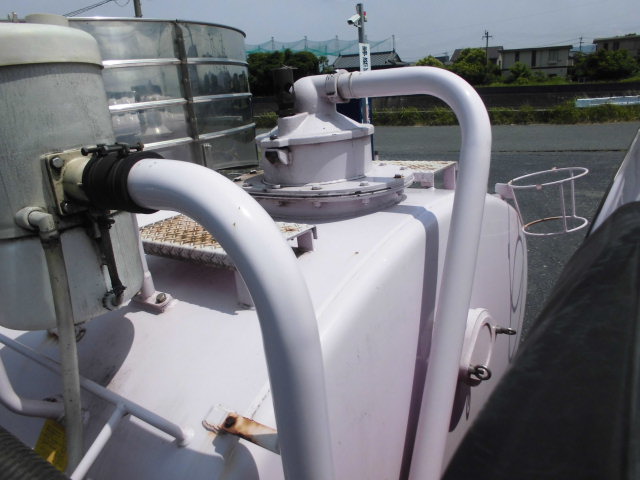 3700L バキュームカー 3.7T 糞尿車 モリタエコノス|中古トラックの販売・買取・査定のアイナビ