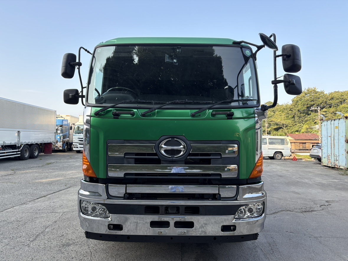 H26年式 プロフィア 25t粉粒体運搬車、車検付積載15.1t|中古トラックの販売・買取・査定のアイナビ