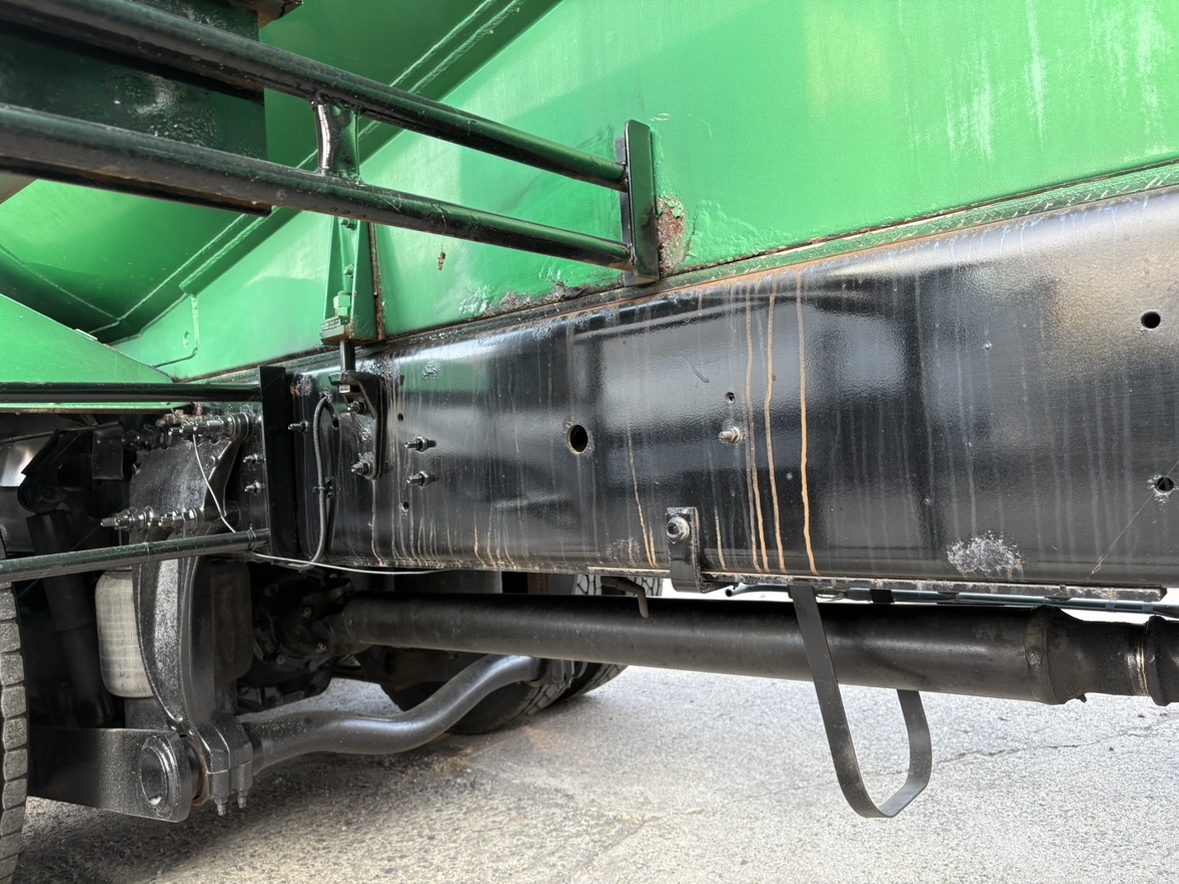 H26年式 プロフィア 25t粉粒体運搬車、車検付積載15.1t|中古トラックの販売・買取・査定のアイナビ