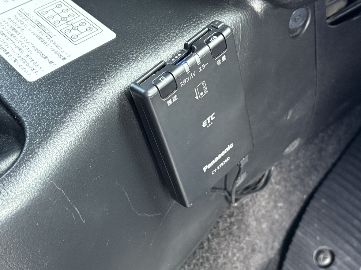 H26年式 プロフィア 25t粉粒体運搬車、車検付積載15.1t|中古トラックの販売・買取・査定のアイナビ